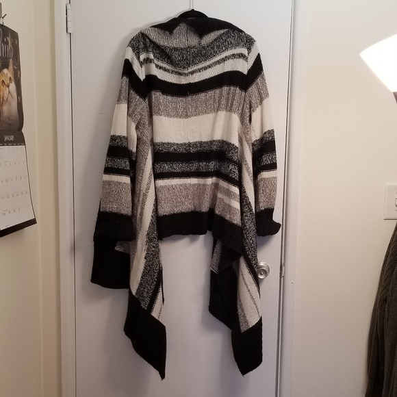 A.n.a Striped Sweater Cardigan Size 3X - Picture 2 of 6